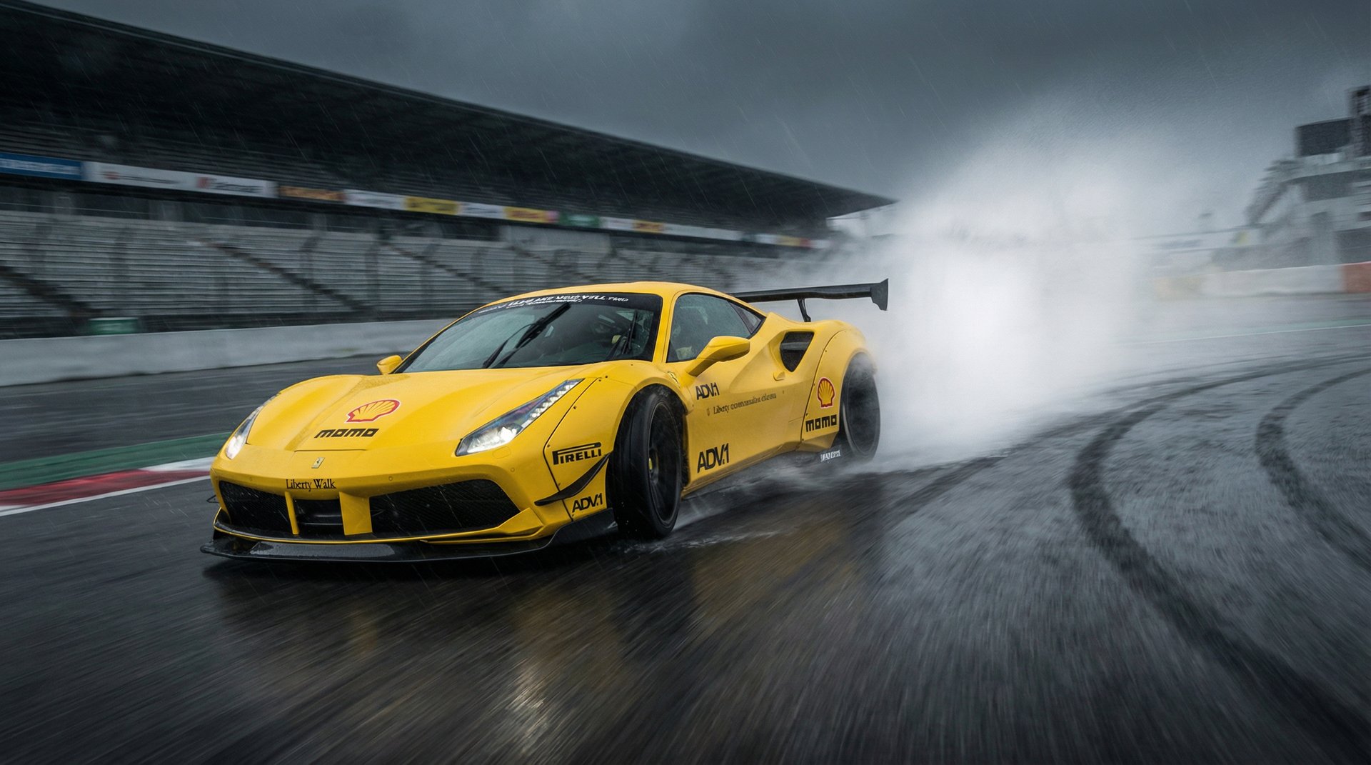 国产视频雨战赛道视频